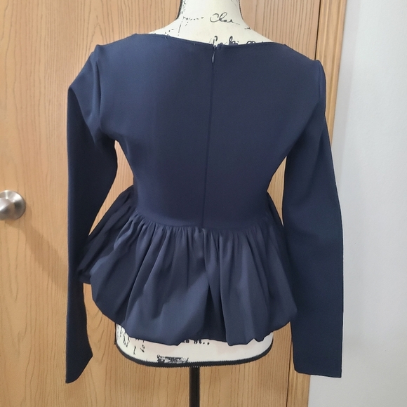 Zara Balletcore Ruffle Bubble Hem Peplum Square V-neck Long Sleeved Crop Top - Picture 3 of 4